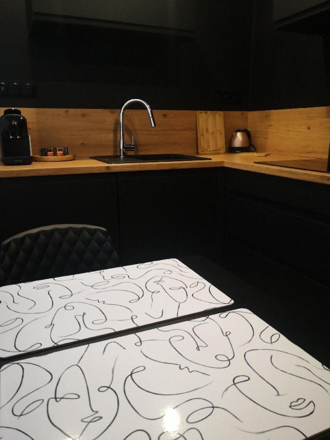 אנסי Studio Moderne, Place Parking Prive, Emplacement Ideal A 100 M Du Lac. מראה חיצוני תמונה